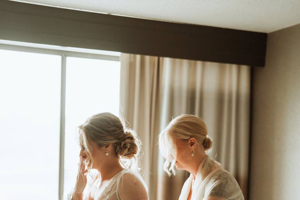 Bride & Mom