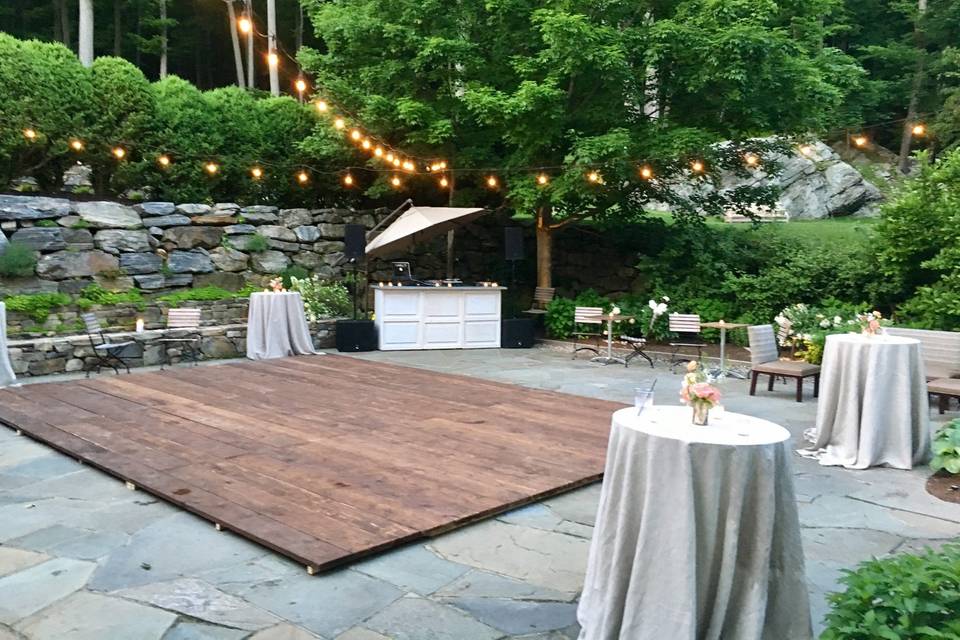 Farmhouse Patio with Rental Dance Floor