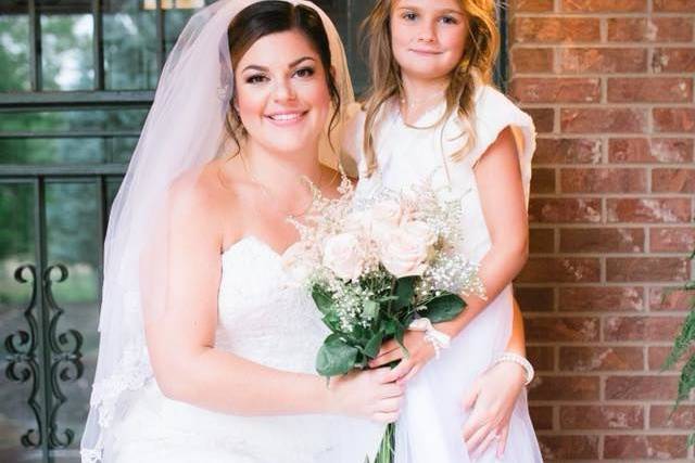 Bridal look |  Photo Credit: @corriekraftphotography