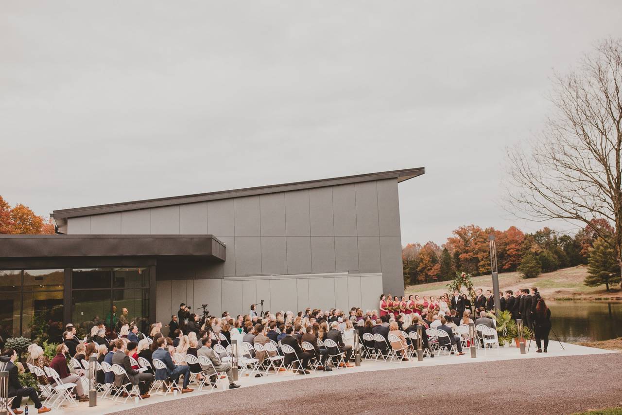 The Venue at Maison du Lac Barn & Farm Weddings Pacific, MO