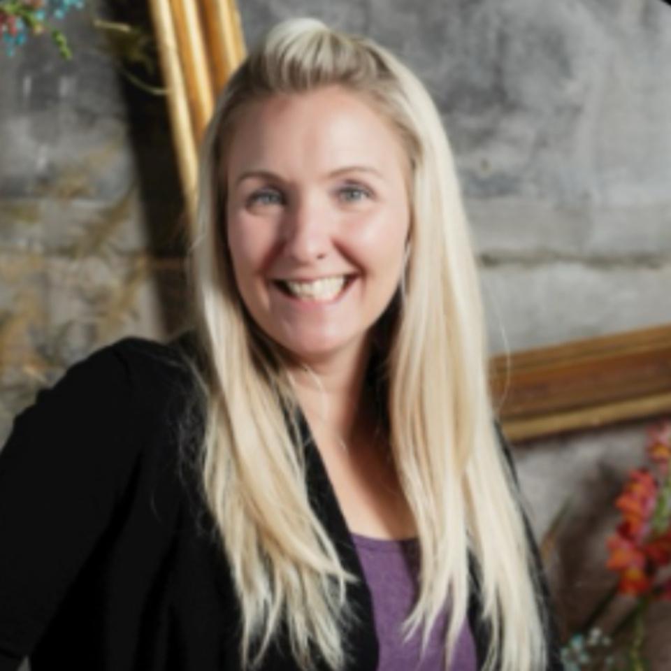 Christina Karsadi-Tadiello
