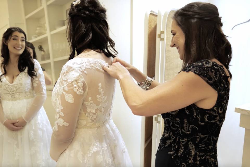 Bride and Mom Moment