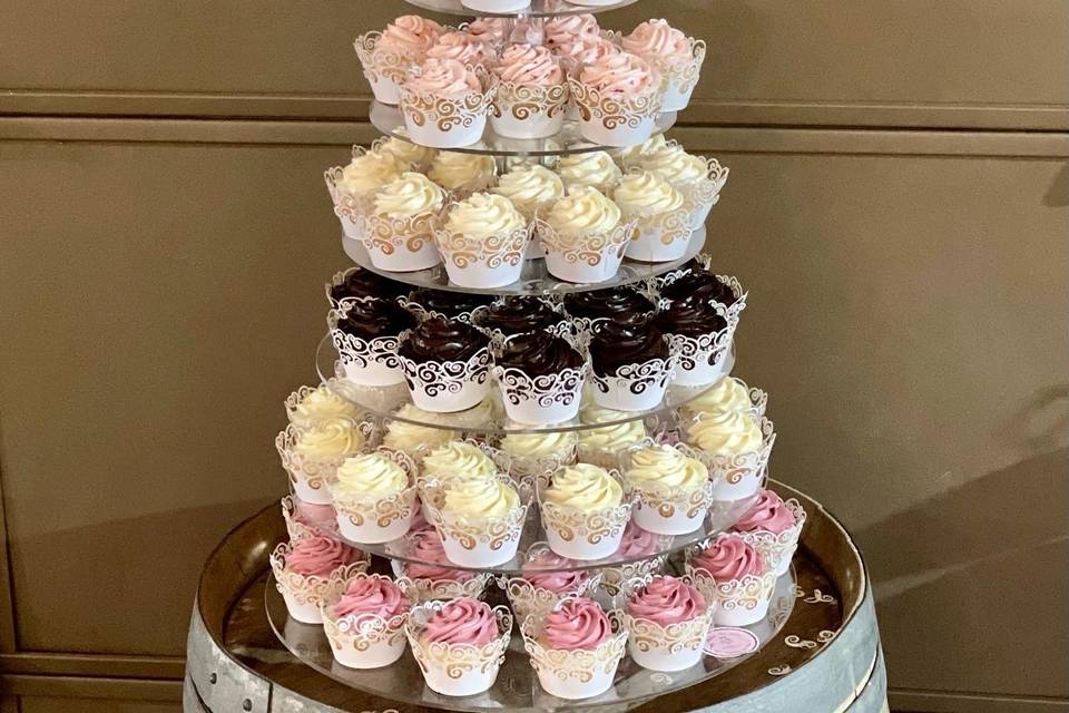Multiple cupcakes