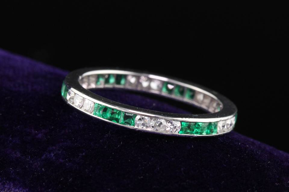 Art deco diamond emerald band