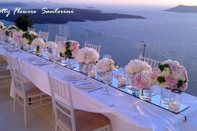 Betty Flowers Santorini