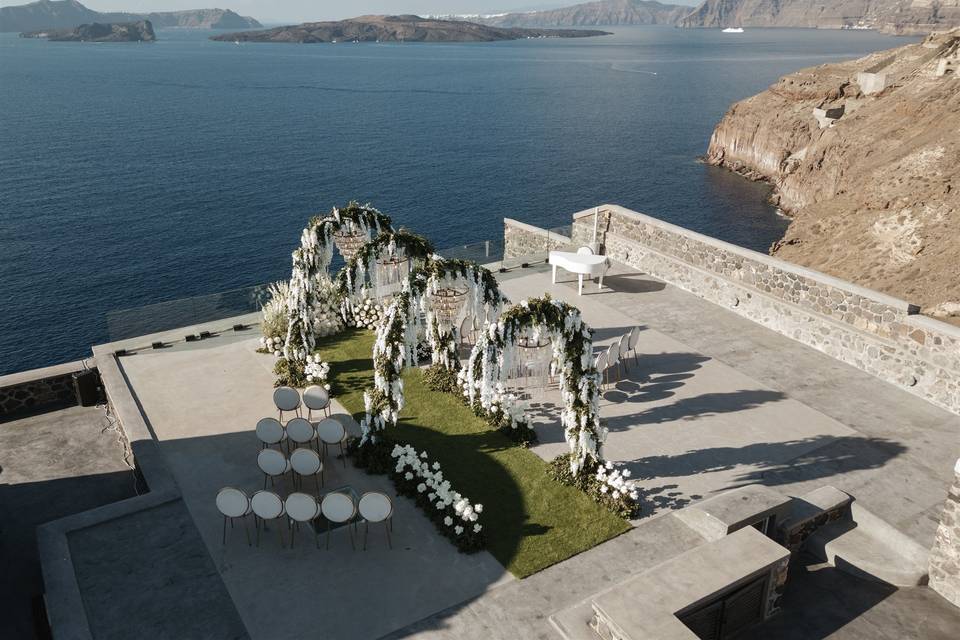 Betty Flowers Santorini