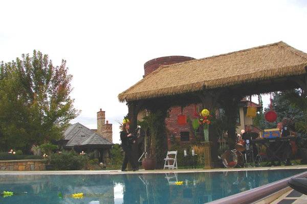 This was a pool-side ceremony, with a great jazz trio.