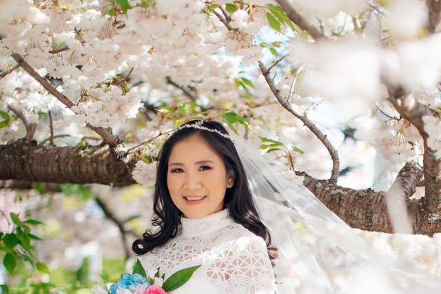Soft Glam for Elopement