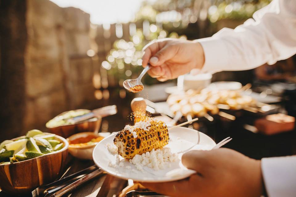 Elote Station