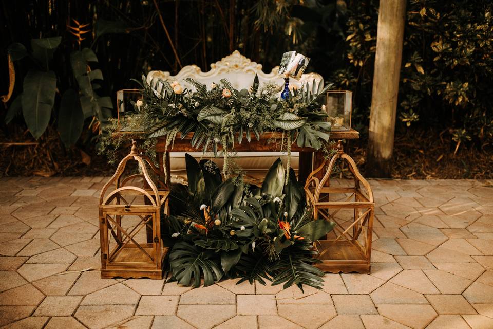 Sweetheart table