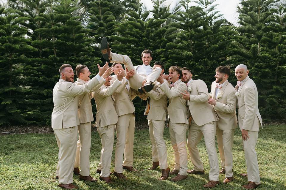 Groomsmen