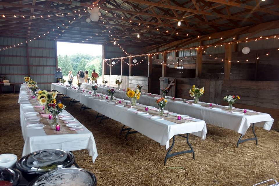 Tables and centerpieces