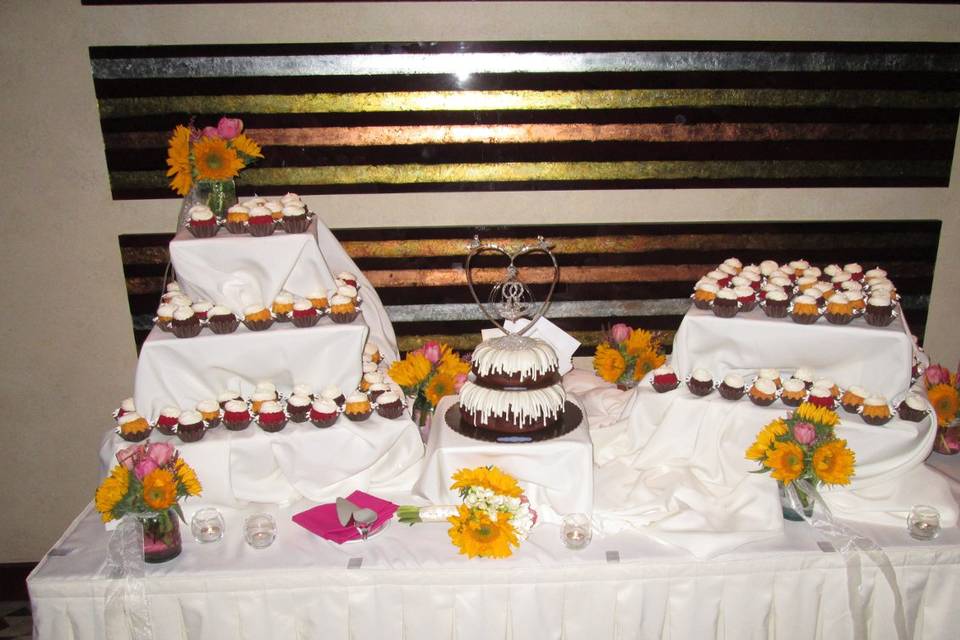 Nothing Bundt Cakes | Family Favorite Bakery - 2023 LOVE Awards - Main Line  Parent Business Member