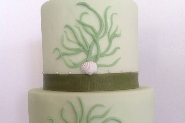 Maui Sweet Cakes - Wedding Cake - Paia, HI - WeddingWire