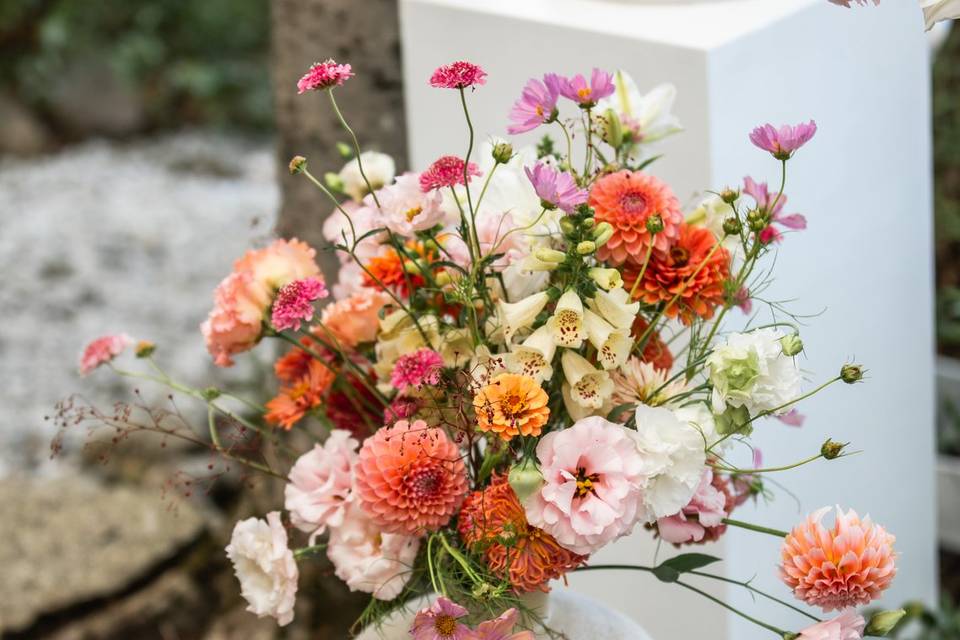 Wildflower Dock Arrangement