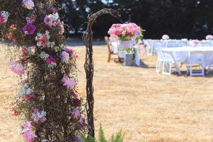 Wedding arch