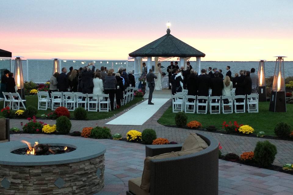 November gazebo ceremony