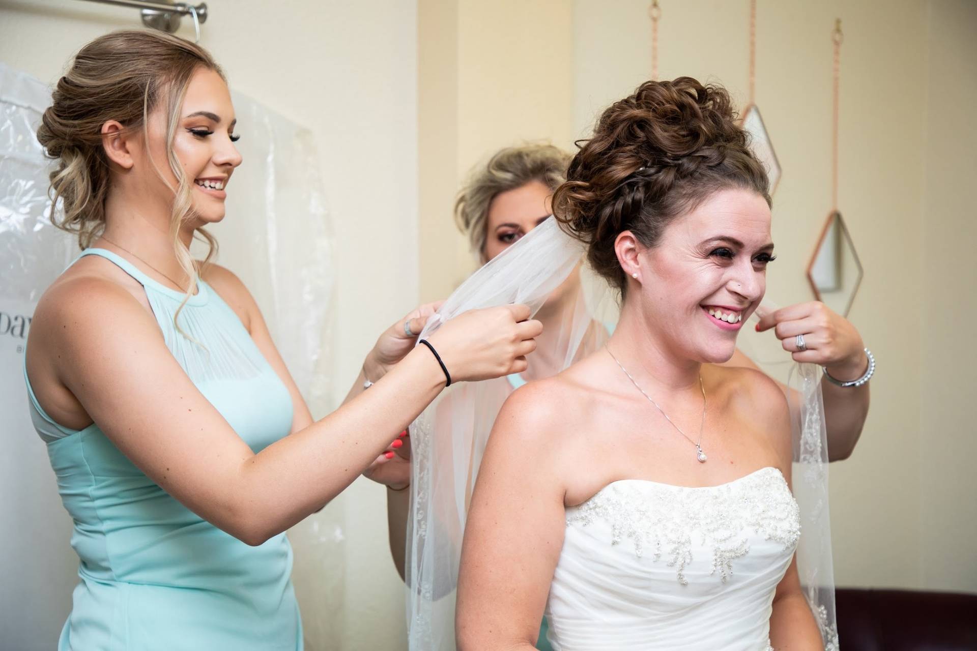 Las Vegas Mobile Hair Makeup Wedding Hair Makeup Las Vegas NV   Mat 2862 51 1043157 1572324401 