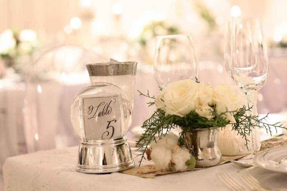 Snow globe table numbers