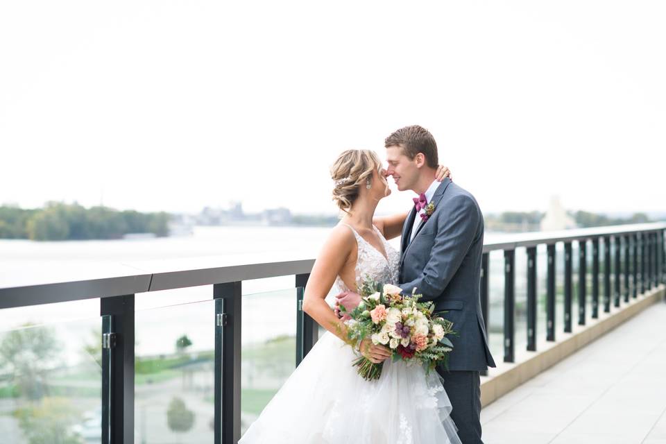 MERRILL COUPLE ON BALCONY