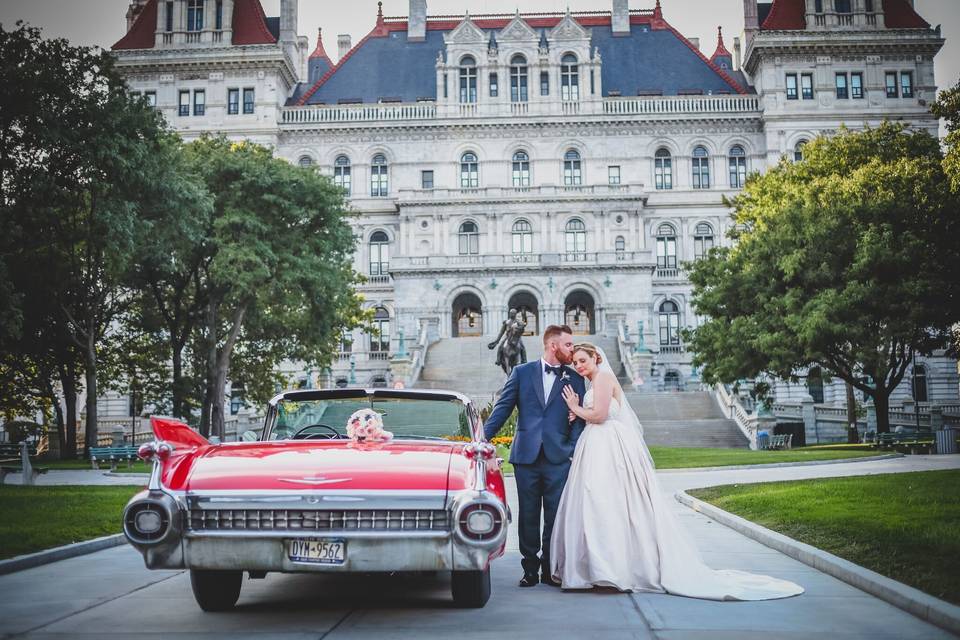 Albany wedding photography outside of the new york state capital building