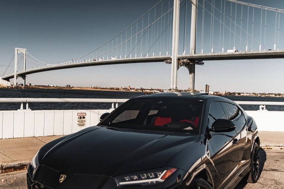 Lamborghini Urus Exterior