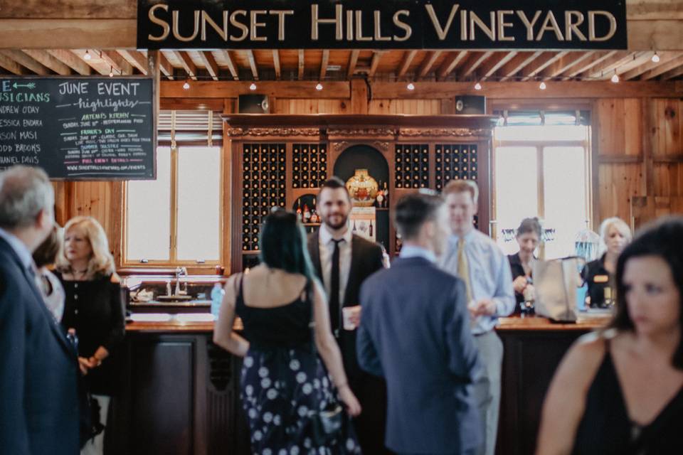 Sunset Hills Bar