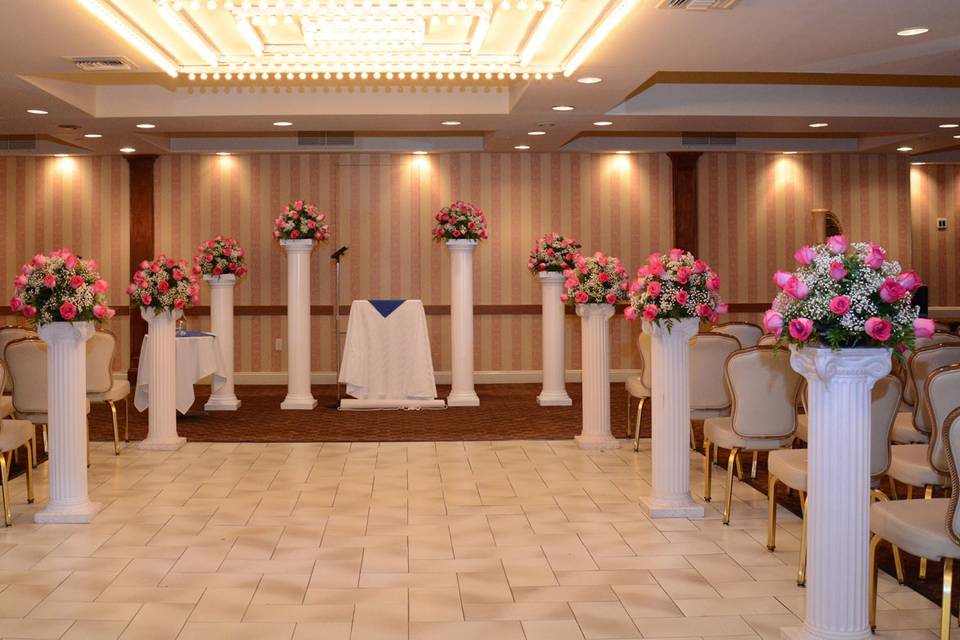 On-site ceremony space in Bobby's Place