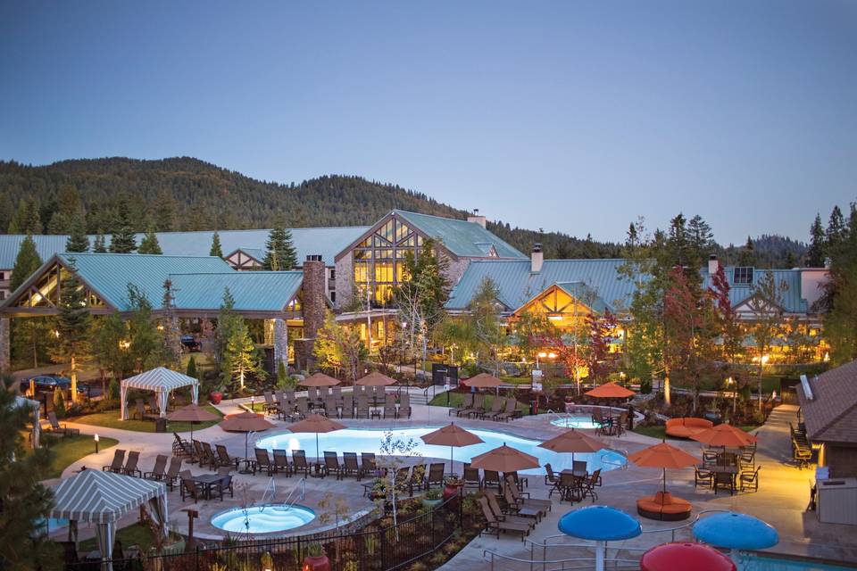 Overview of the Tenaya Lodge amenities