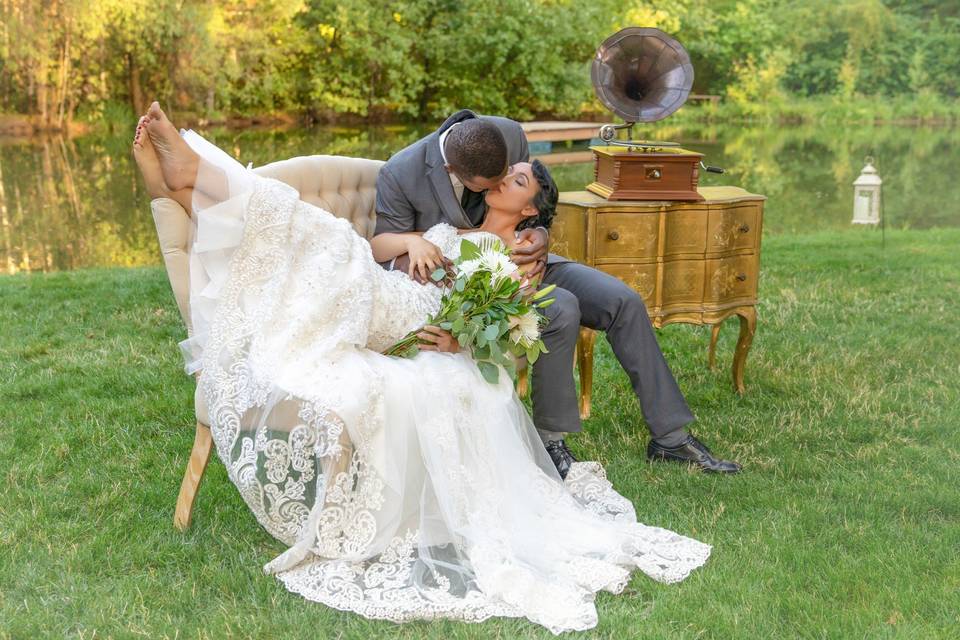 Groomsmen of the corn