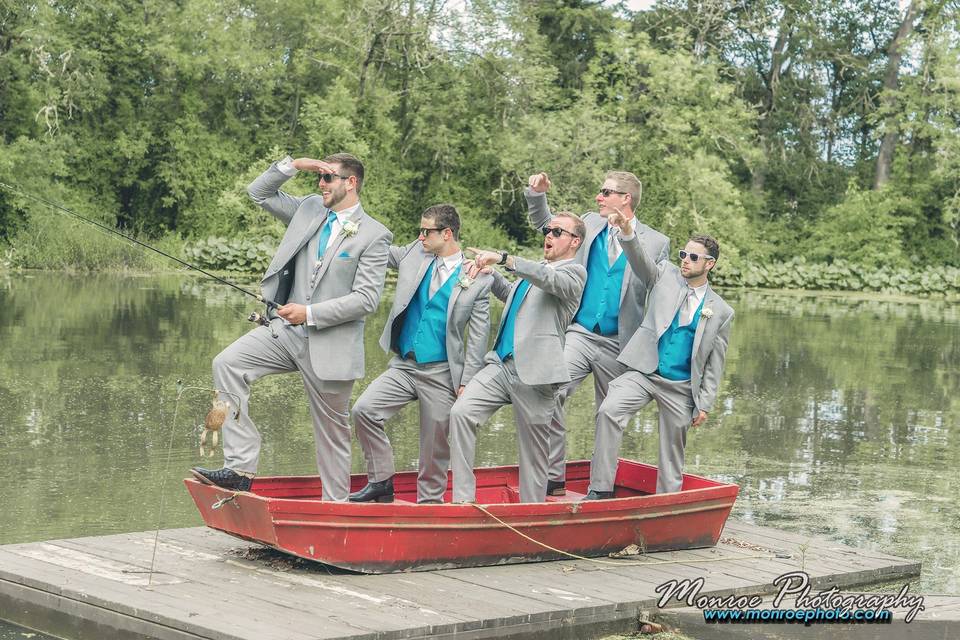 Groomsmen having fun