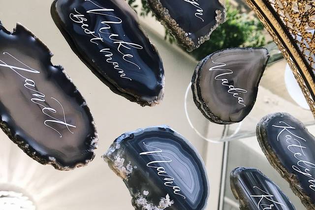 Blue Agate with calligraphy