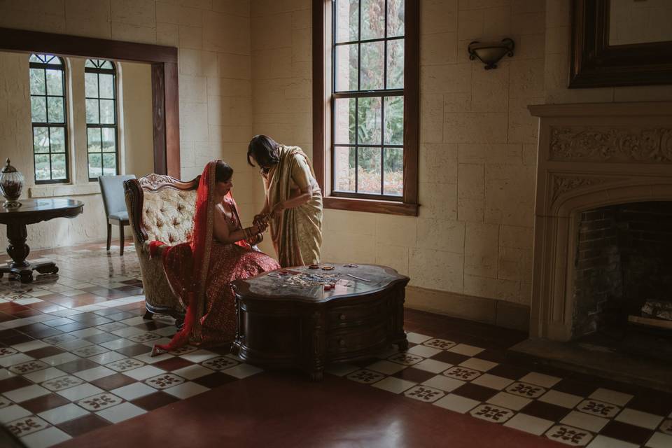 Thalatta estate hindu bride