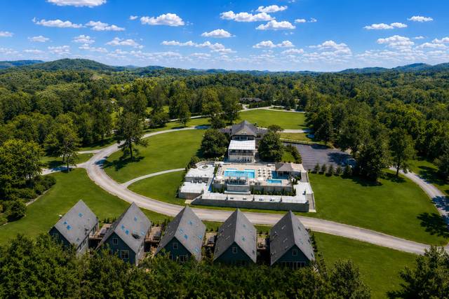 SKYLARANNA Resort & SPA