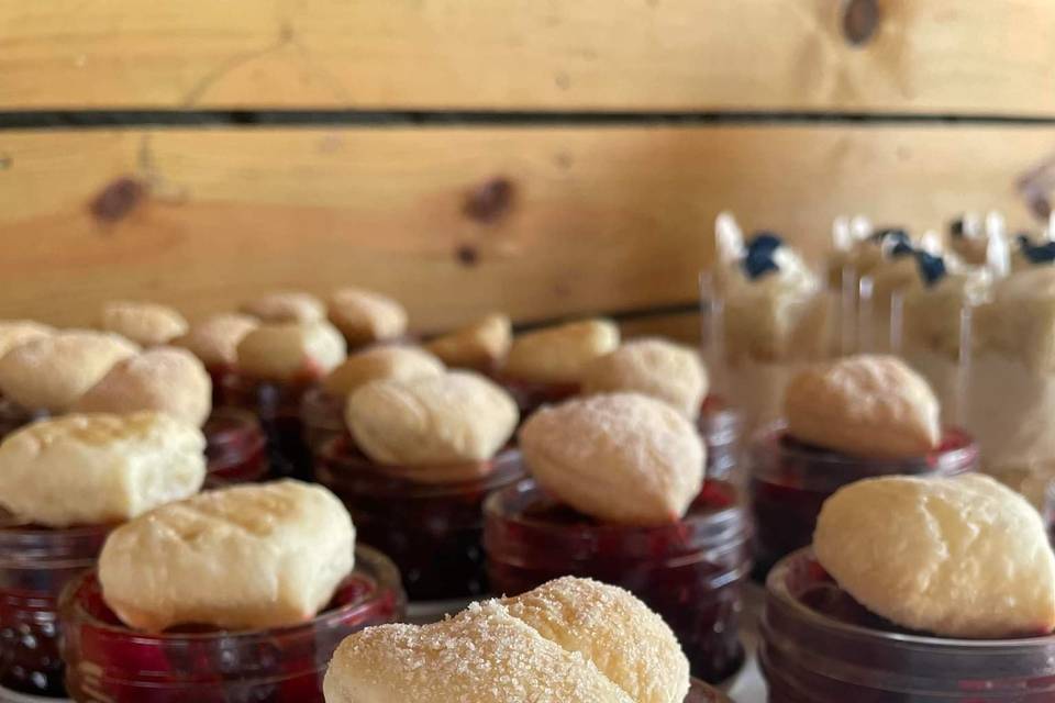 Cherry pie in a jar