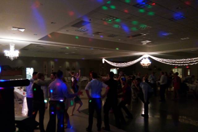 DANCE PRO DJ'S