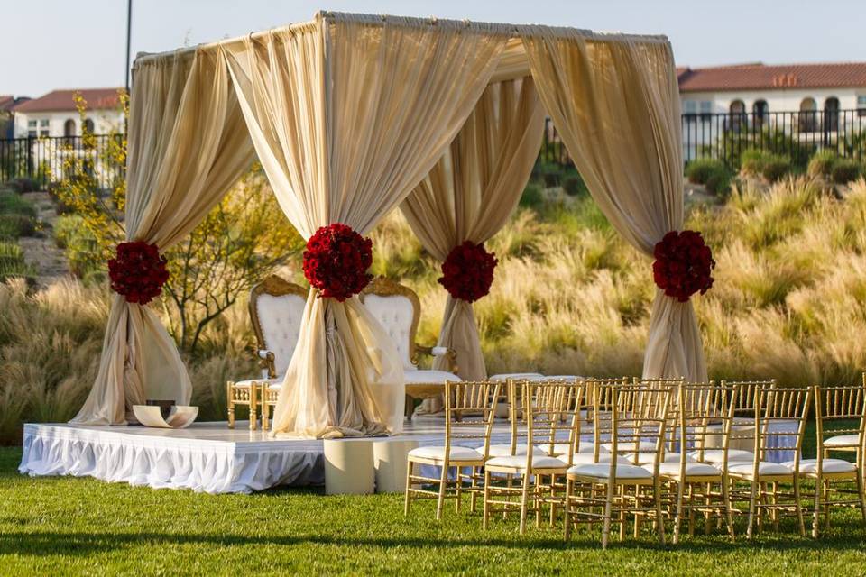 Outdoor Ceremony