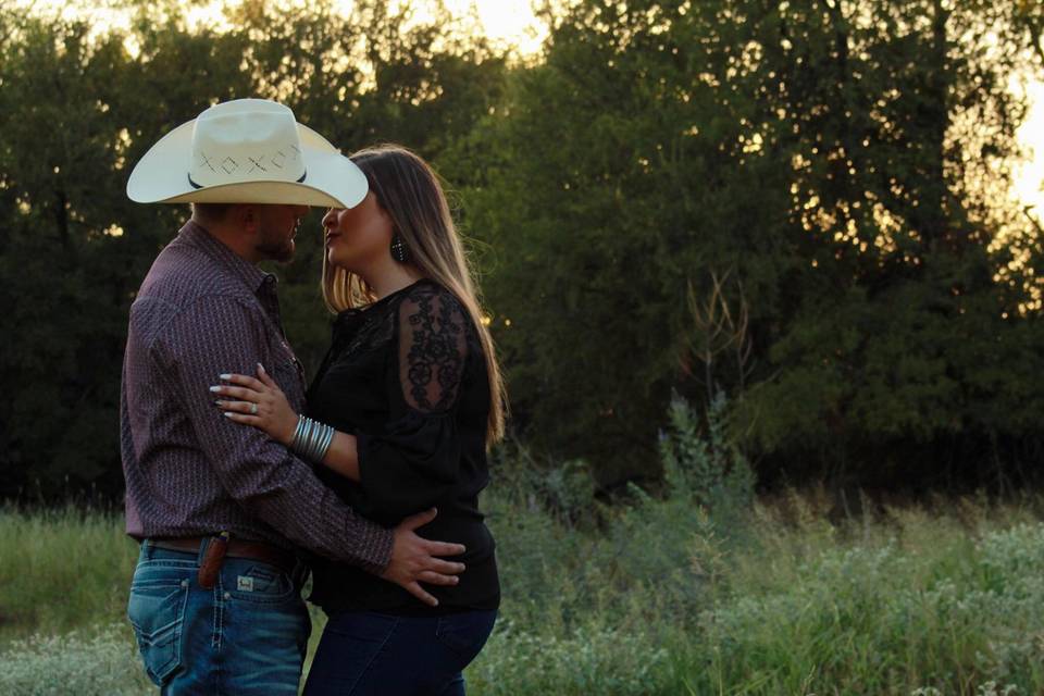 Sunset smooch