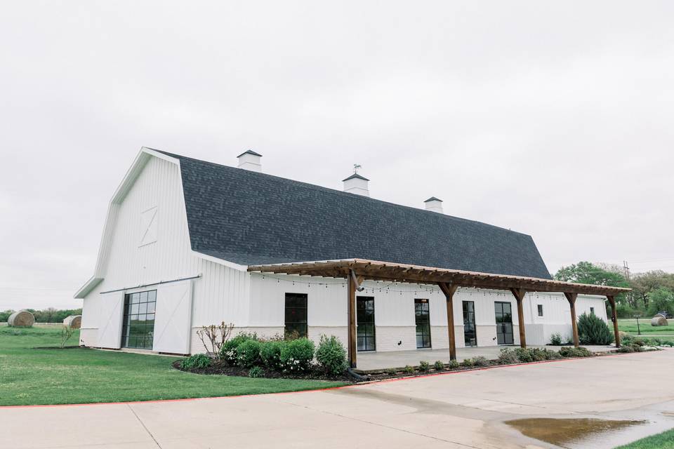 Morgan Creek Barn exterior