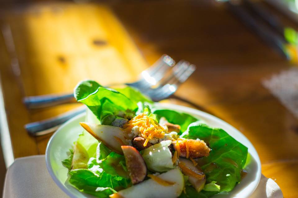 Fig, Pear & Fried Carrot Salad