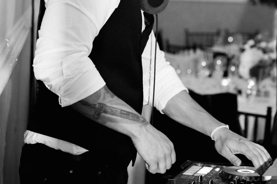 Wedding DJ