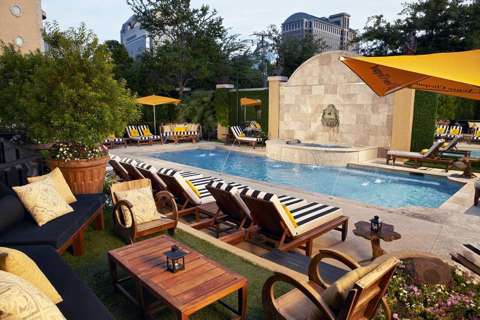 Poolside at Hotel ZaZa is the perfect setting to lounge and relax before your big day!