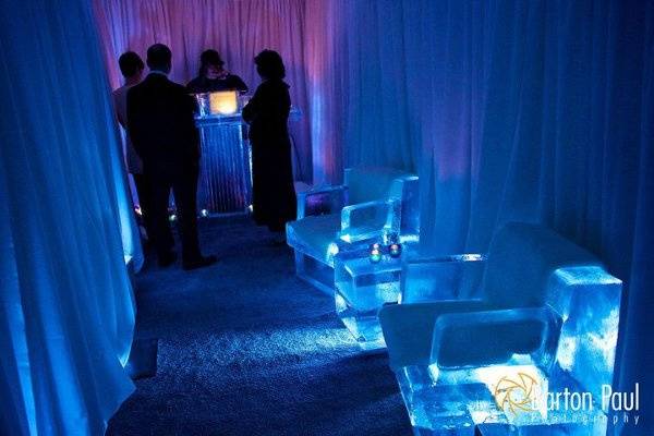 Ice Bar-which was in the back of a truck- Barton Paul Photography