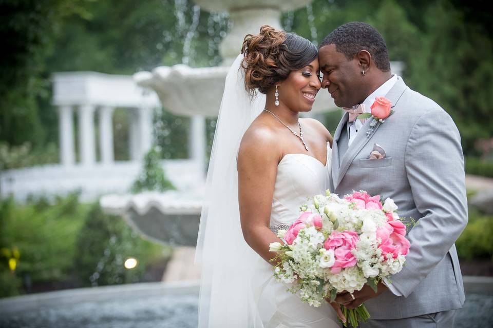 Fountain wedding portrait