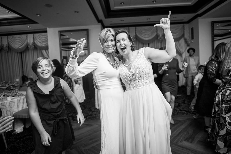 Brides partying at Nassau Inn