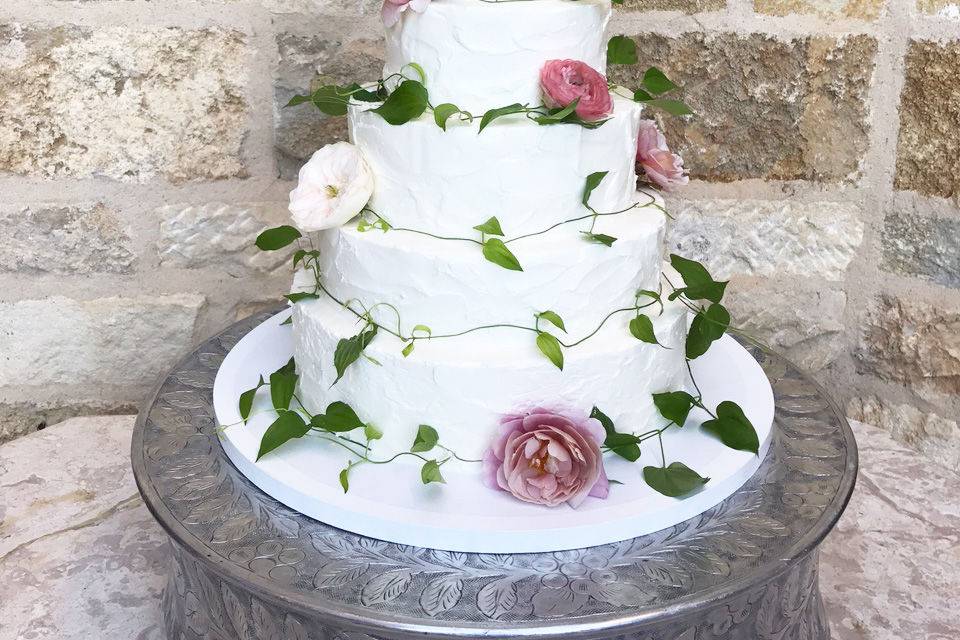 Classic white floral cake