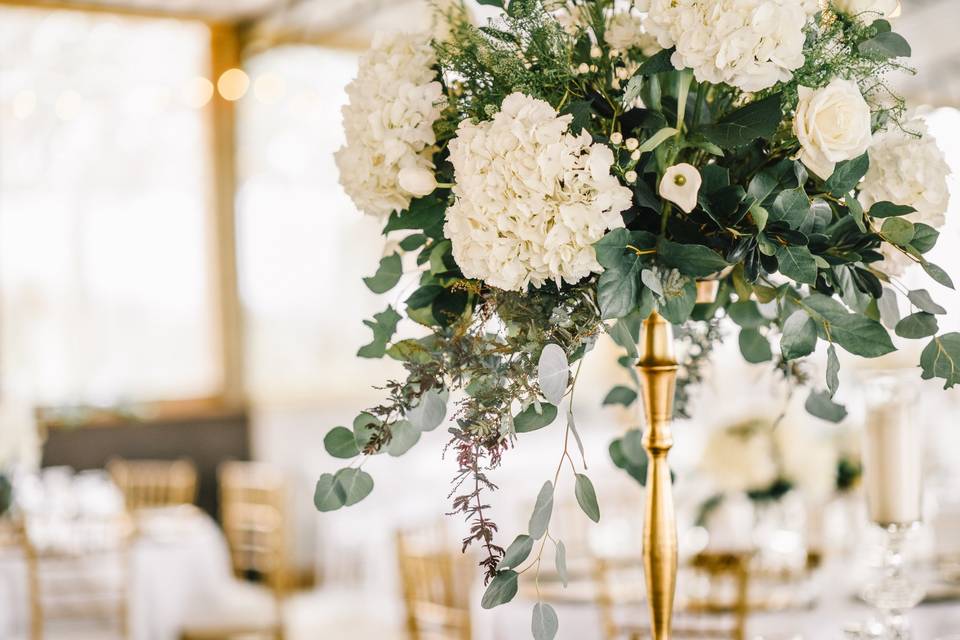 Guest table florals