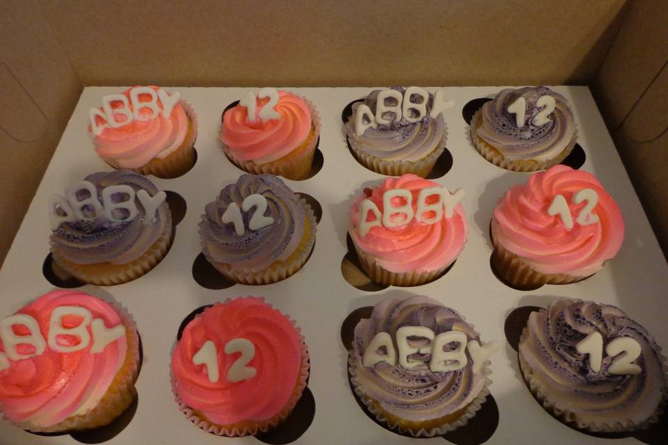 Airbrushed Pink & Purple CupCakes