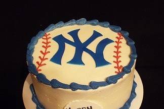 New York Yankees Inspired Cake  Yankee cake, Yankees birthday party,  Baseball cake