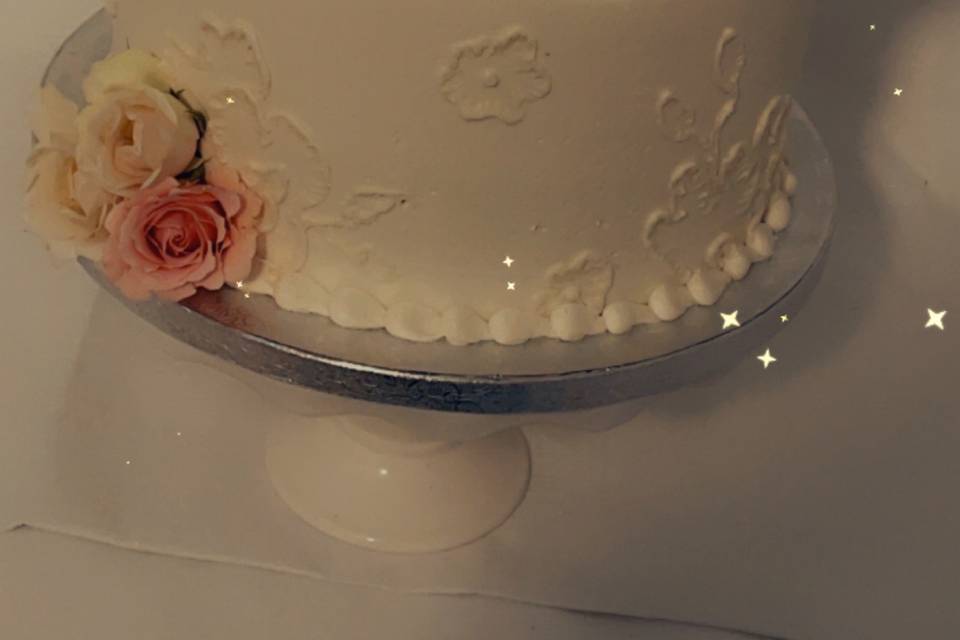 Simple Elegance Wedding Cake